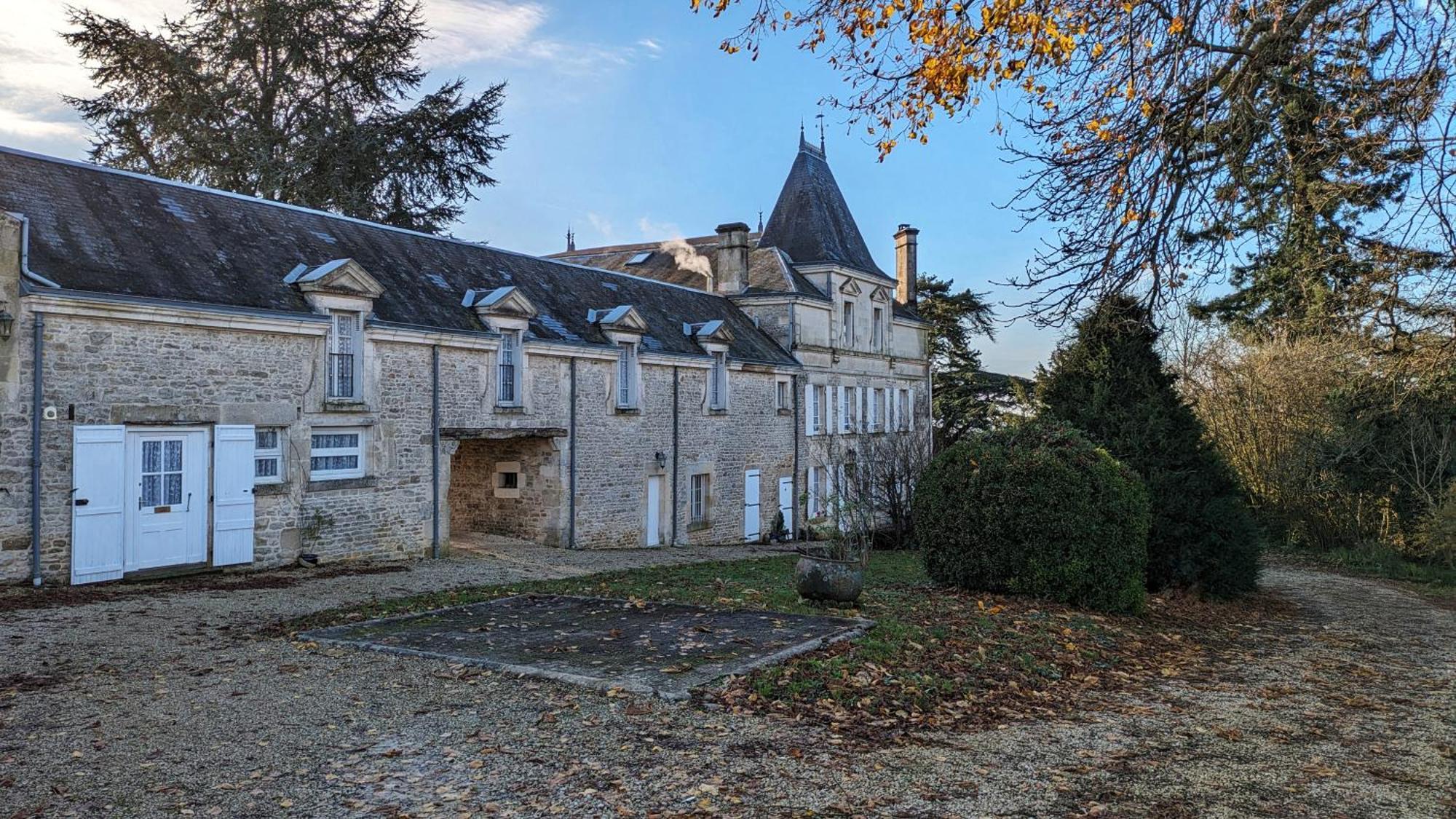 Chateau De Sauge